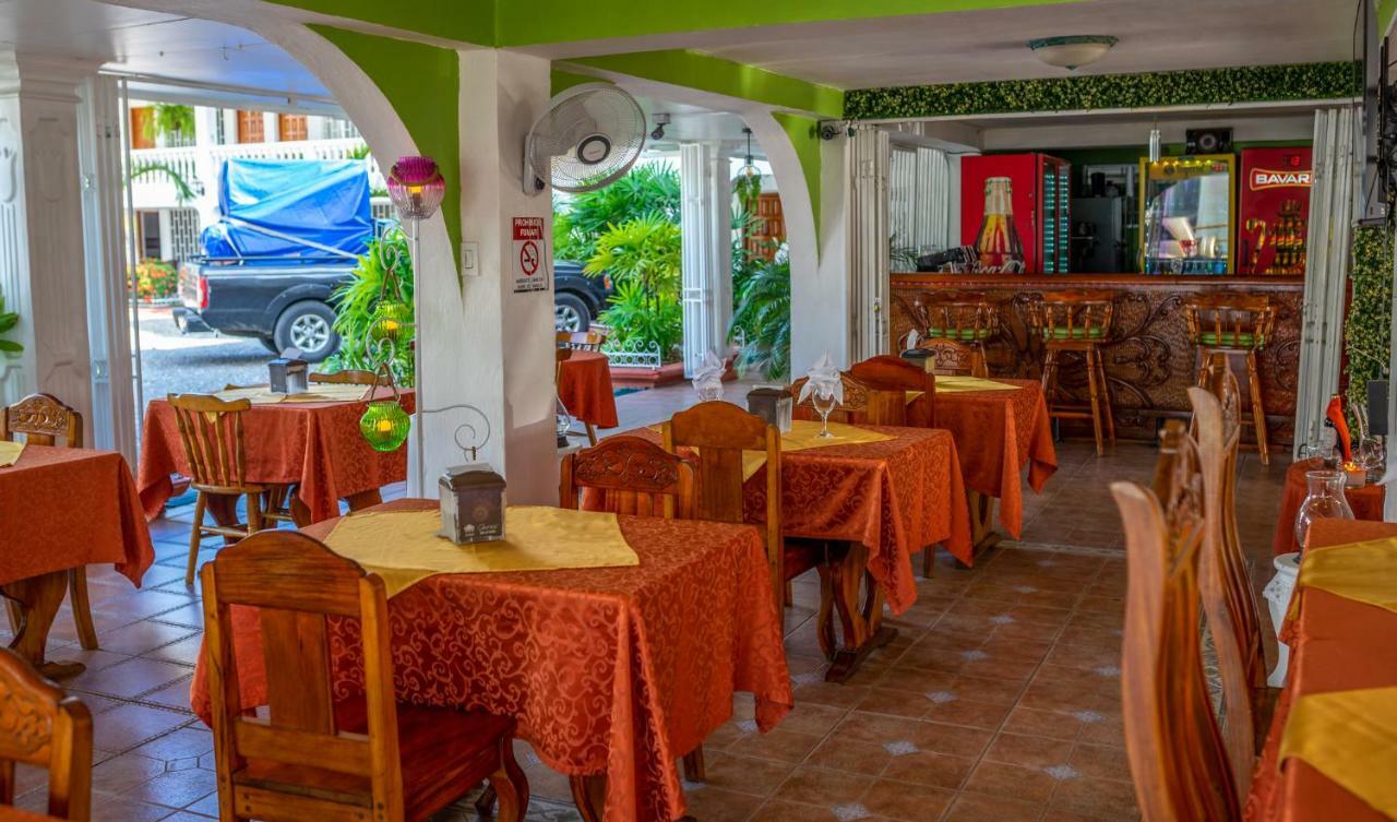 Hotel Andrea Neily المظهر الخارجي الصورة
