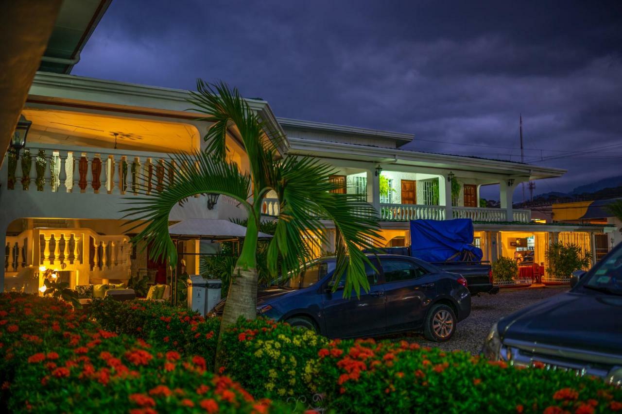 Hotel Andrea Neily المظهر الخارجي الصورة